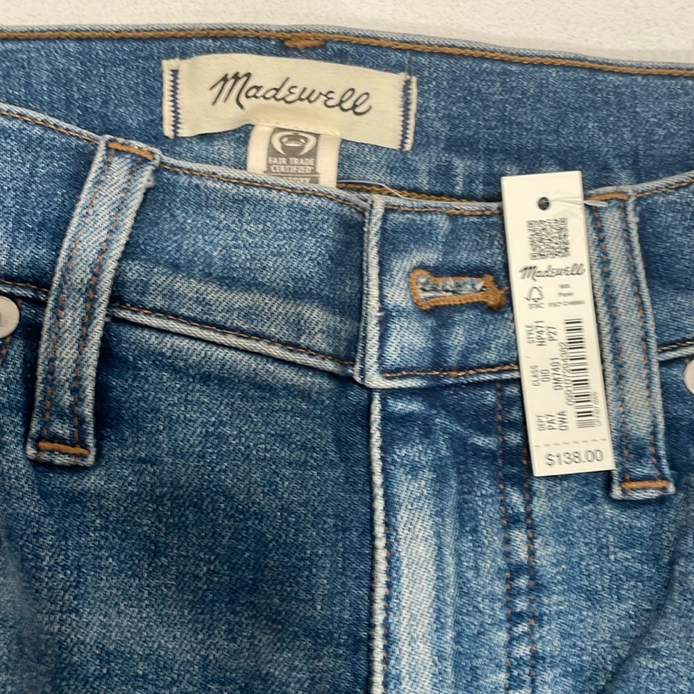 Madewell  Mid-rise Kick-0ut Jeans